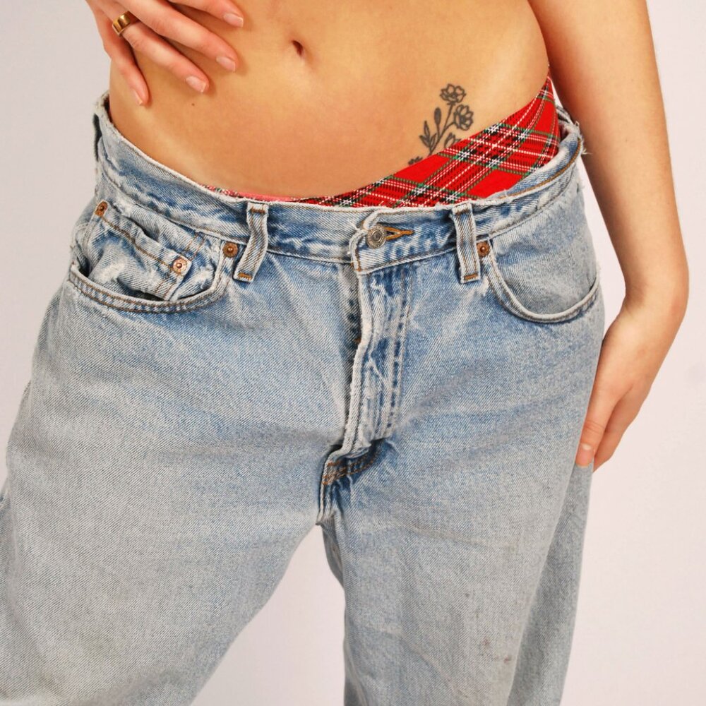 Y2K Levis Baggy Jeans (33) lightwash blue denim vintage 550s relaxed high rise - Picture 6 of 11